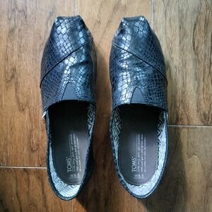 TOMS Black Snakeskin Slip-On Shoes